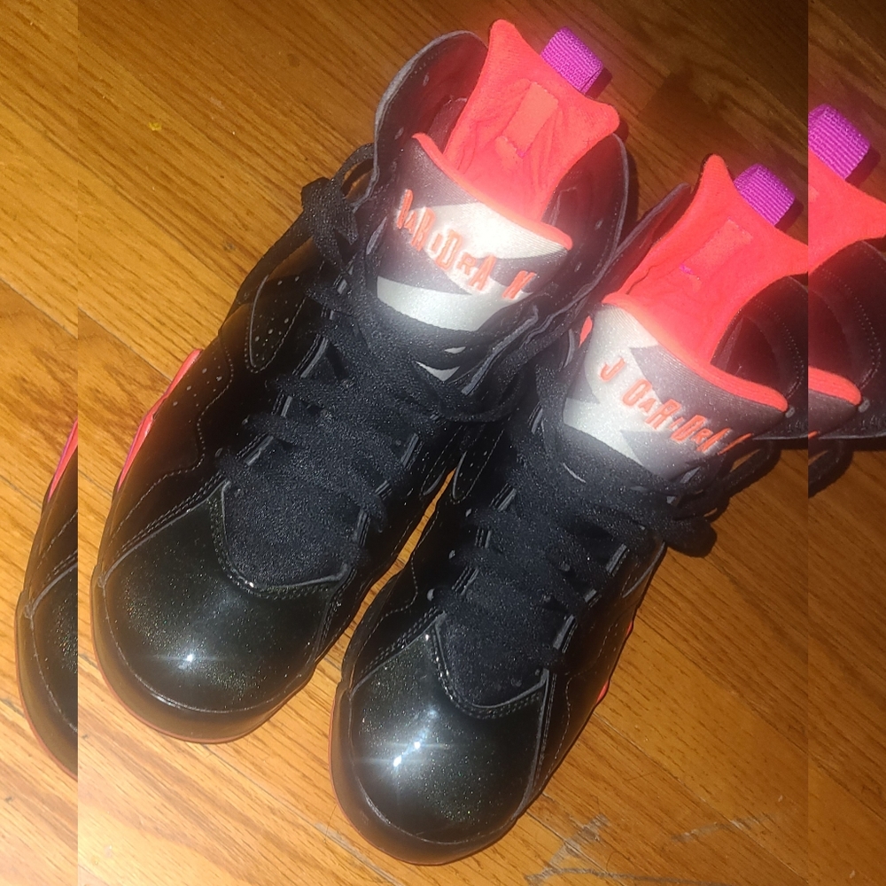 Jordan Retro 7s no insoles. Does not come in original box.